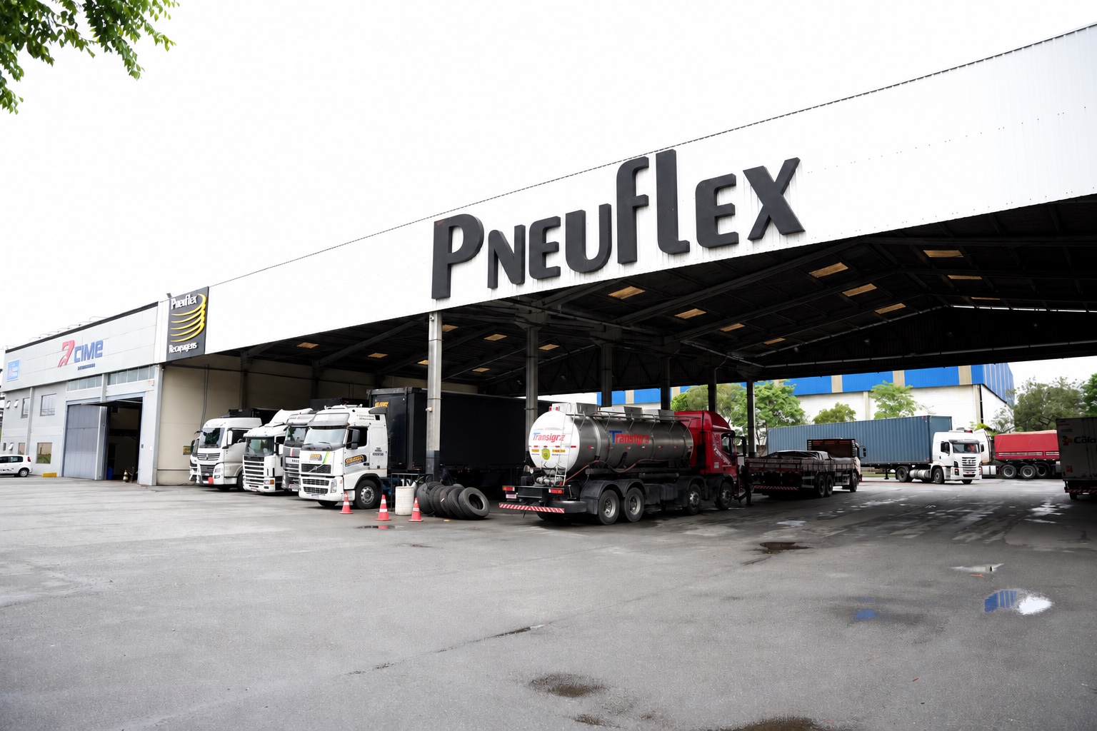 Fachada de Pneuflex